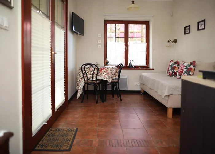 Apartament Młynarzowy Dworek *